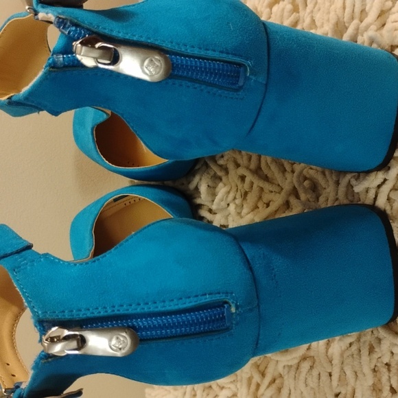 Adrienne Vittadini Blue Poetic Ankle Strap Block Heel - Picture 5 of 11